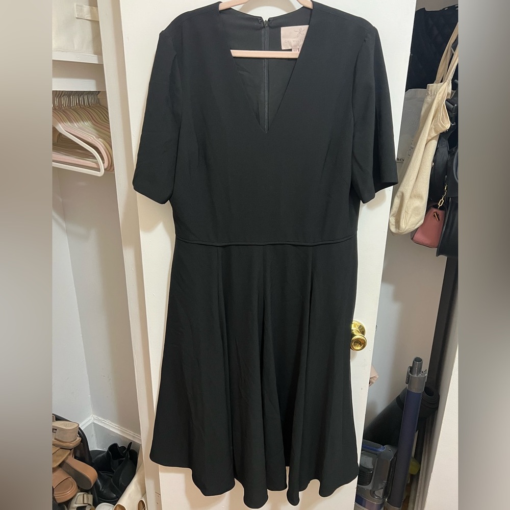 Gal Meets Glam black aline dress. Size 18.